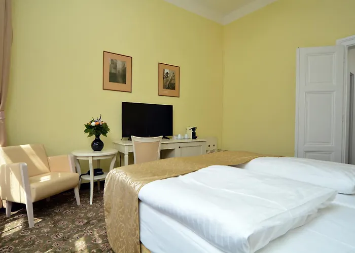 Hotel Metamorphis